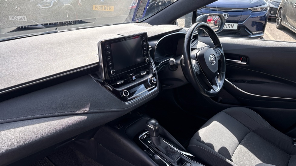 Toyota Corolla 1.8 VVT-i Hybrid Icon Tech 5dr CVT Hybrid Estate - Image 9