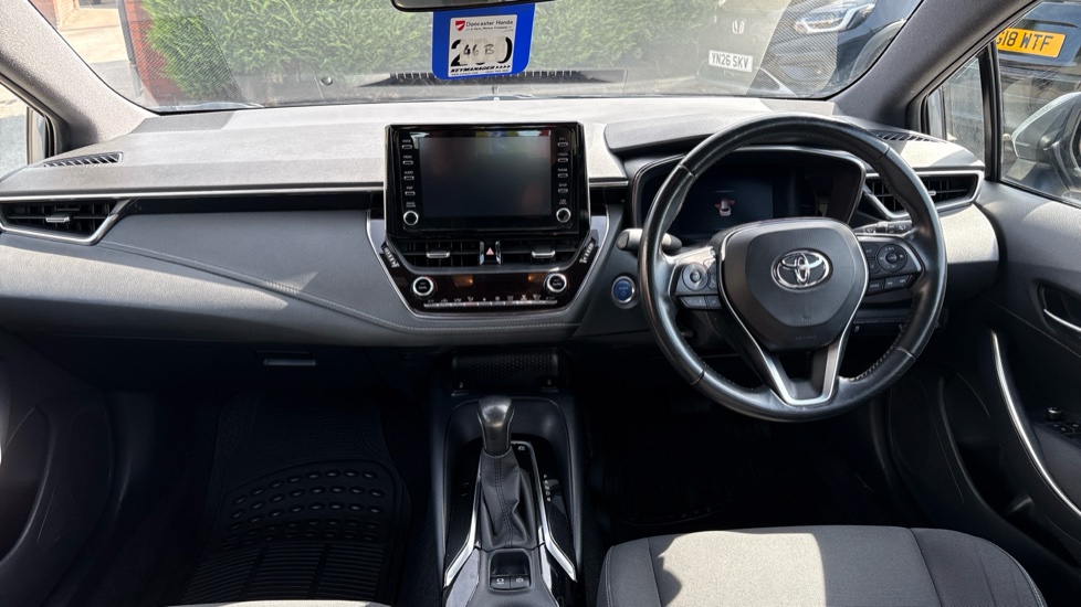 Toyota Corolla 1.8 VVT-i Hybrid Icon Tech 5dr CVT Hybrid Estate - Image 10