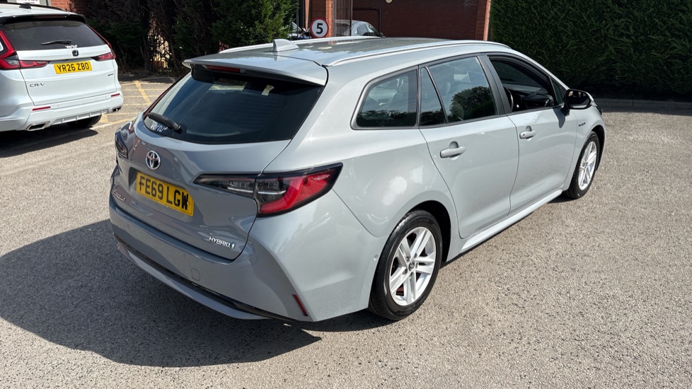 Toyota Corolla 1.8 VVT-i Hybrid Icon Tech 5dr CVT Hybrid Estate - Image 42