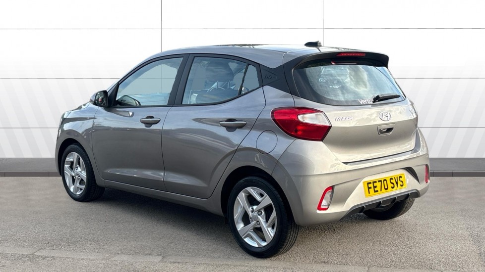 Hyundai i10 1.0 MPi SE Connect 5dr Petrol Hatchback - Image 2