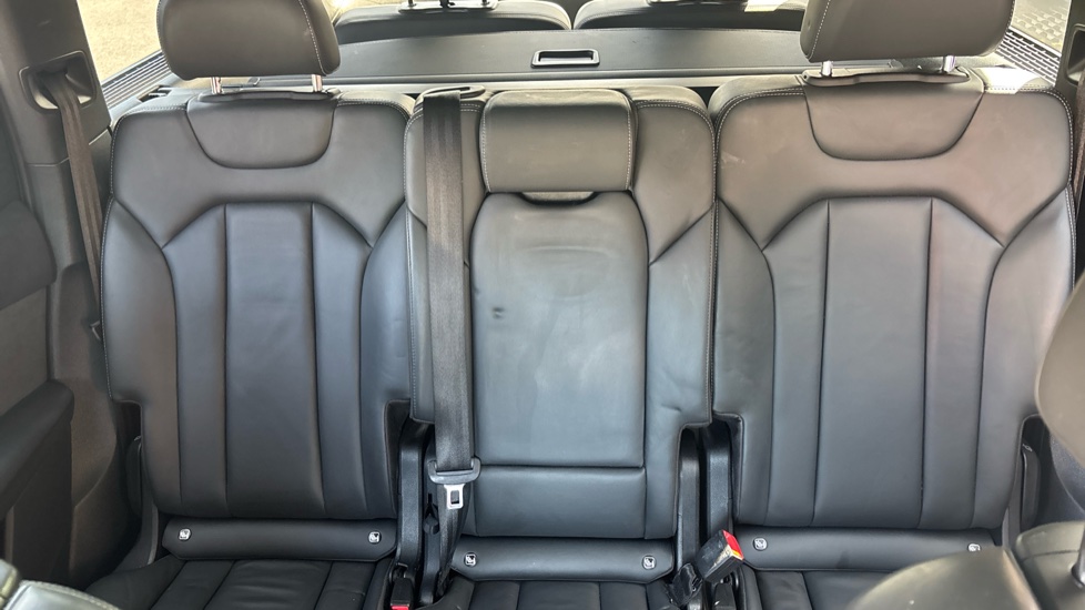 Audi Q7 50 TDI Quattro Black Edition 5dr Tiptronic Diesel Estate - Image 15