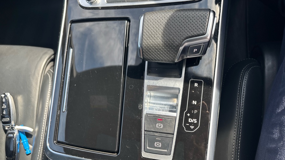 Audi Q7 50 TDI Quattro Black Edition 5dr Tiptronic Diesel Estate - Image 46
