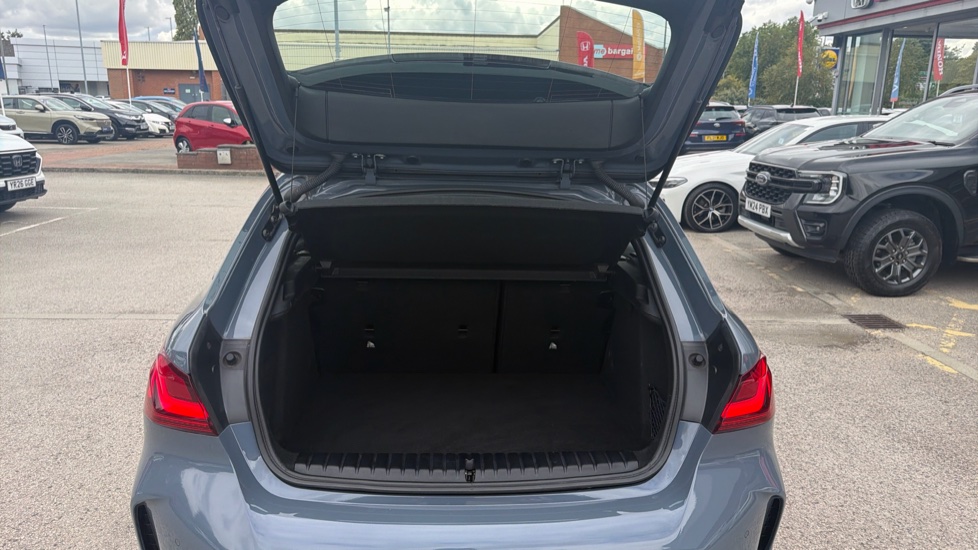 BMW 1 Series 118i [136] M Sport 5dr Step Auto [LCP] Petrol Hatchback - Image 4