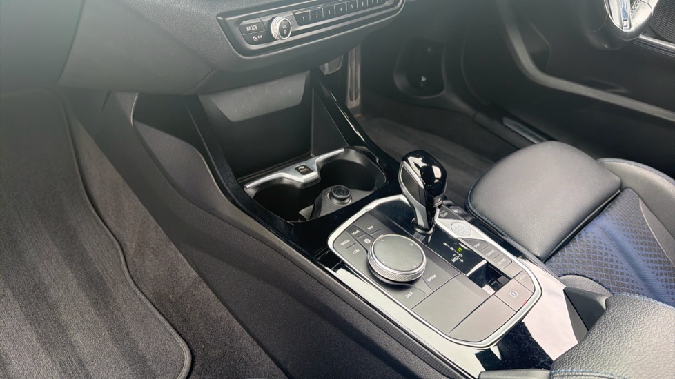 BMW 1 Series 118i [136] M Sport 5dr Step Auto [LCP] Petrol Hatchback - Image 13