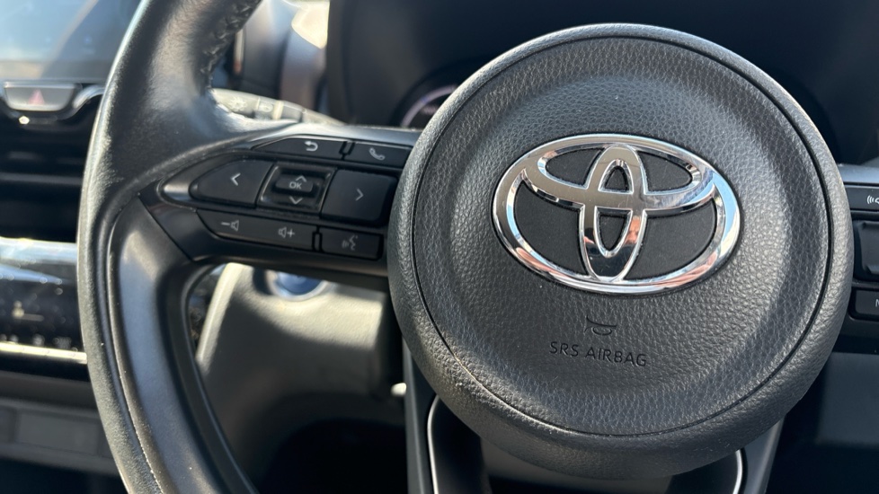 Toyota Yaris Cross 1.5 Hybrid Excel 5dr CVT Hybrid Estate - Image 24