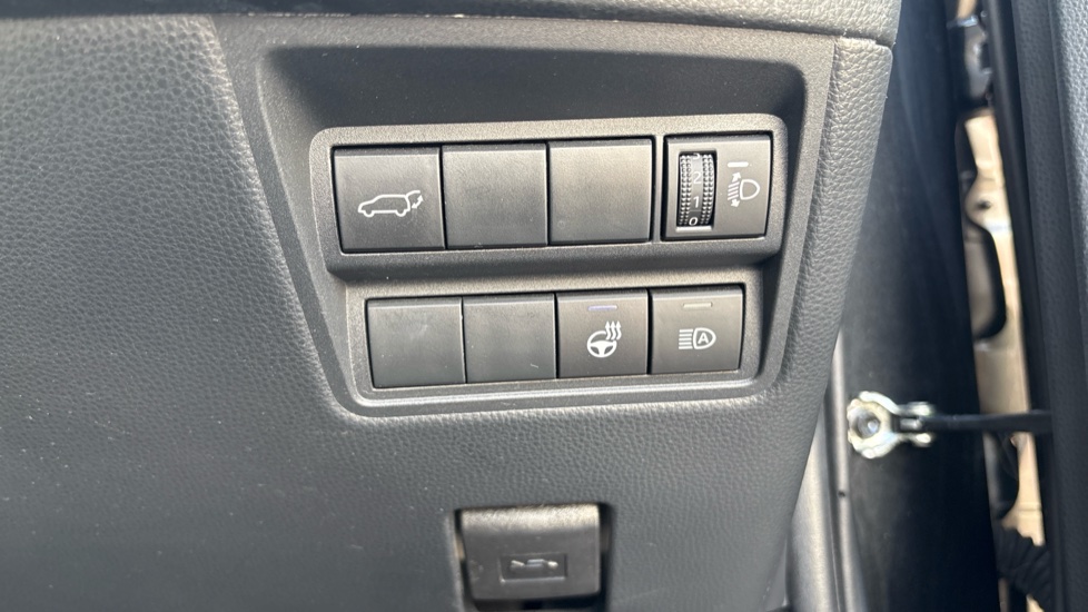 Toyota Yaris Cross 1.5 Hybrid Excel 5dr CVT Hybrid Estate - Image 29