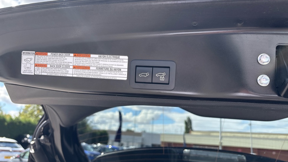Toyota Yaris Cross 1.5 Hybrid Excel 5dr CVT Hybrid Estate - Image 40
