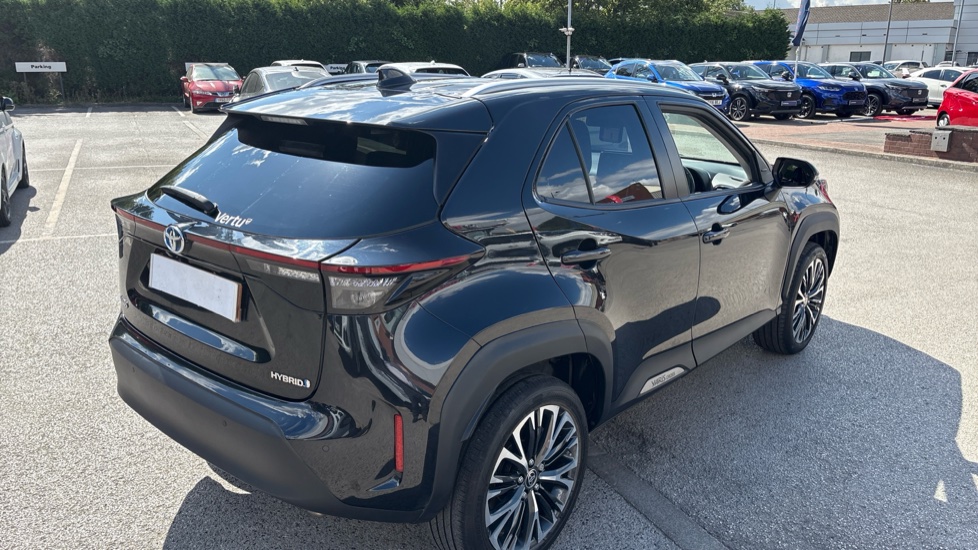 Toyota Yaris Cross 1.5 Hybrid Excel 5dr CVT Hybrid Estate - Image 41