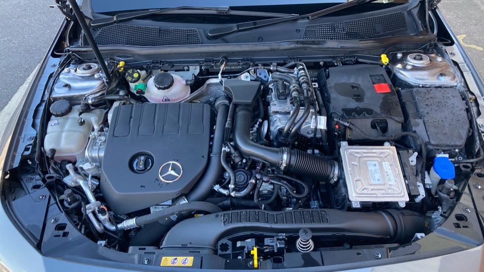 Mercedes-Benz CLA 250e AMG Line Premium 4dr Tip Auto Saloon - Image 8
