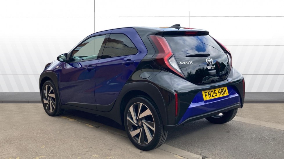 Toyota Aygo X 1.0 VVT-i Edge 5dr Petrol Hatchback - Image 2