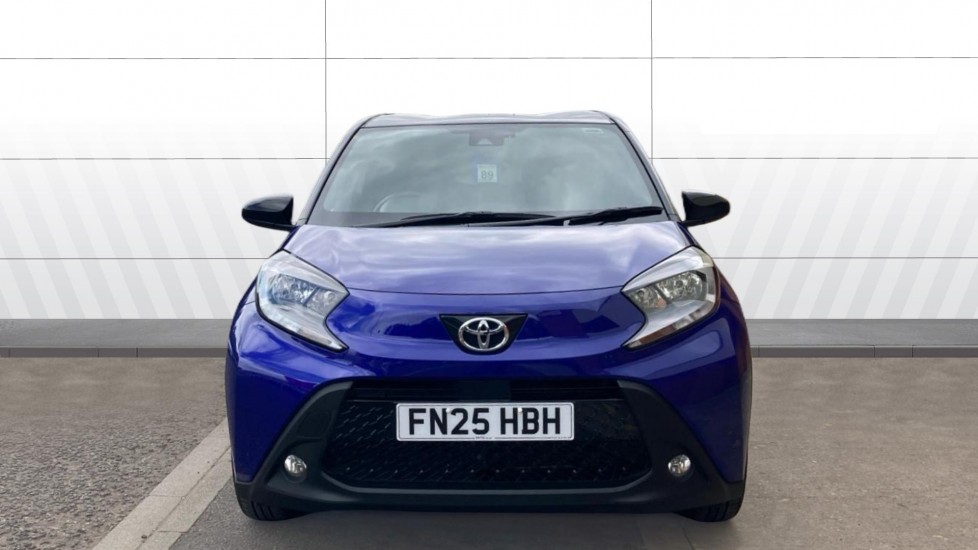 Toyota Aygo X 1.0 VVT-i Edge 5dr Petrol Hatchback - Image 3