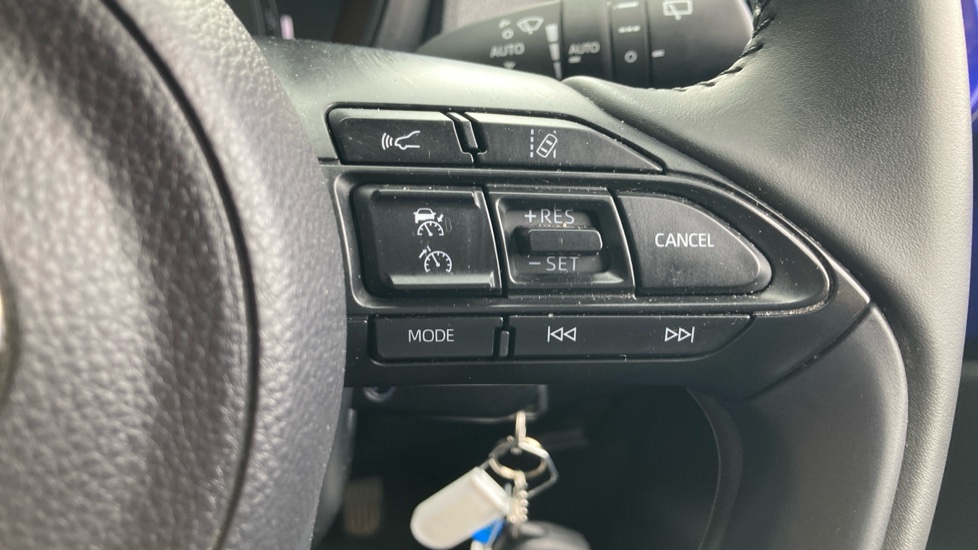 Toyota Aygo X 1.0 VVT-i Edge 5dr Petrol Hatchback - Image 27