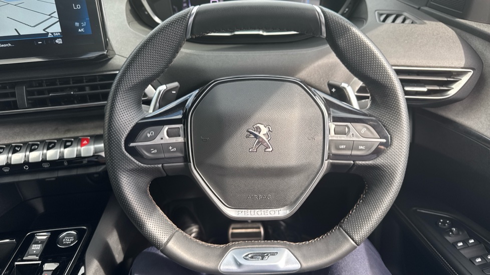 Peugeot 5008 1.2 Hybrid 136 GT 5dr e-DSC6 Petrol Estate - Image 21