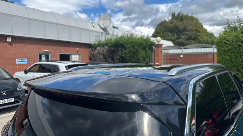 Peugeot 5008 1.2 Hybrid 136 GT 5dr e-DSC6 Petrol Estate - Image 41