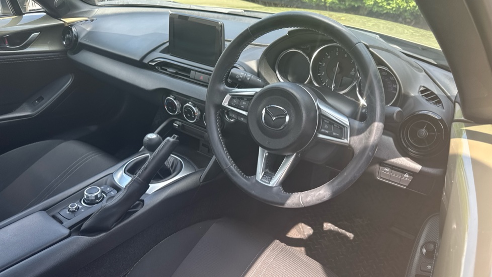 Mazda MX-5 1.5 [132] Prime-Line 2dr Petrol Convertible RF - Image 11