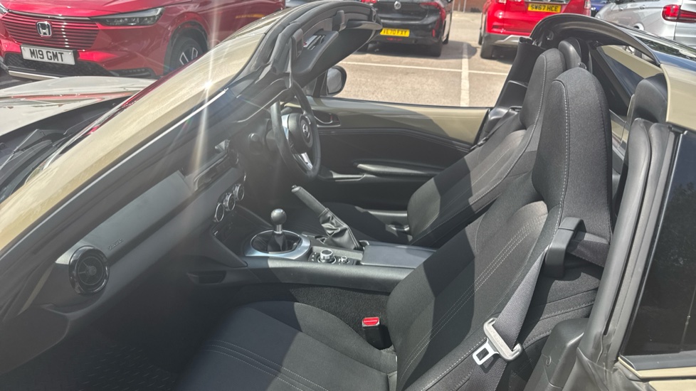 Mazda MX-5 1.5 [132] Prime-Line 2dr Petrol Convertible RF - Image 16