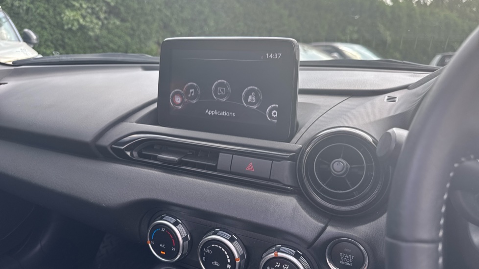 Mazda MX-5 1.5 [132] Prime-Line 2dr Petrol Convertible RF - Image 23