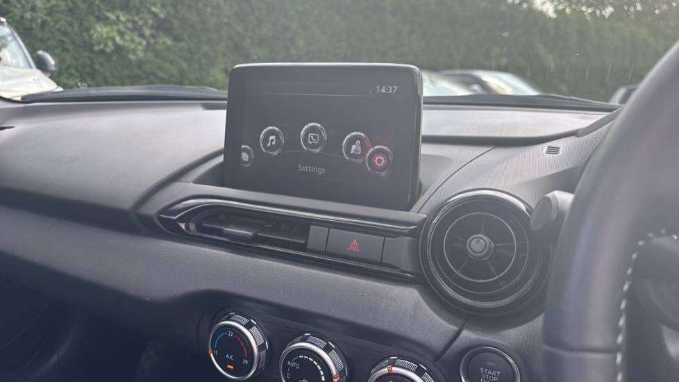 Mazda MX-5 1.5 [132] Prime-Line 2dr Petrol Convertible RF - Image 24