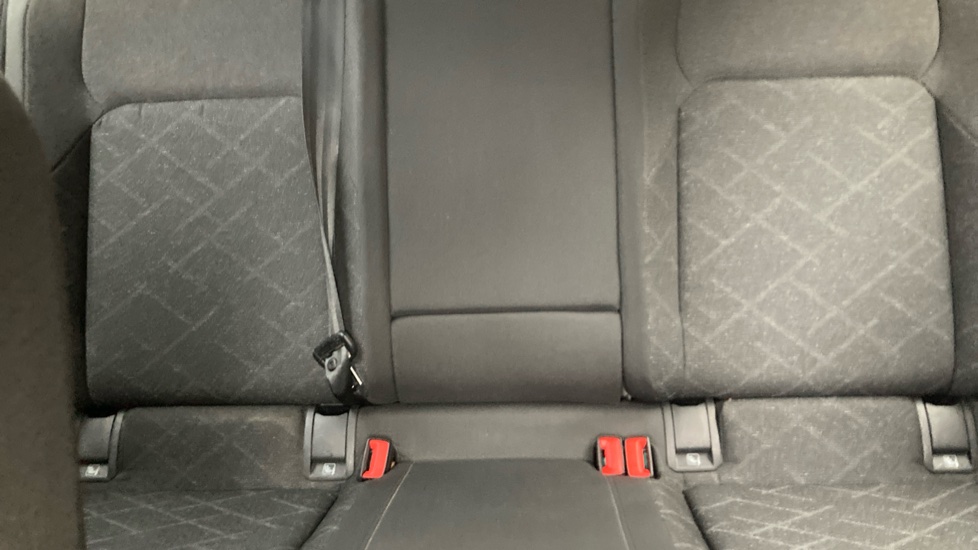 Volkswagen Golf 1.0 TSI Life 5dr Petrol Hatchback - Image 15