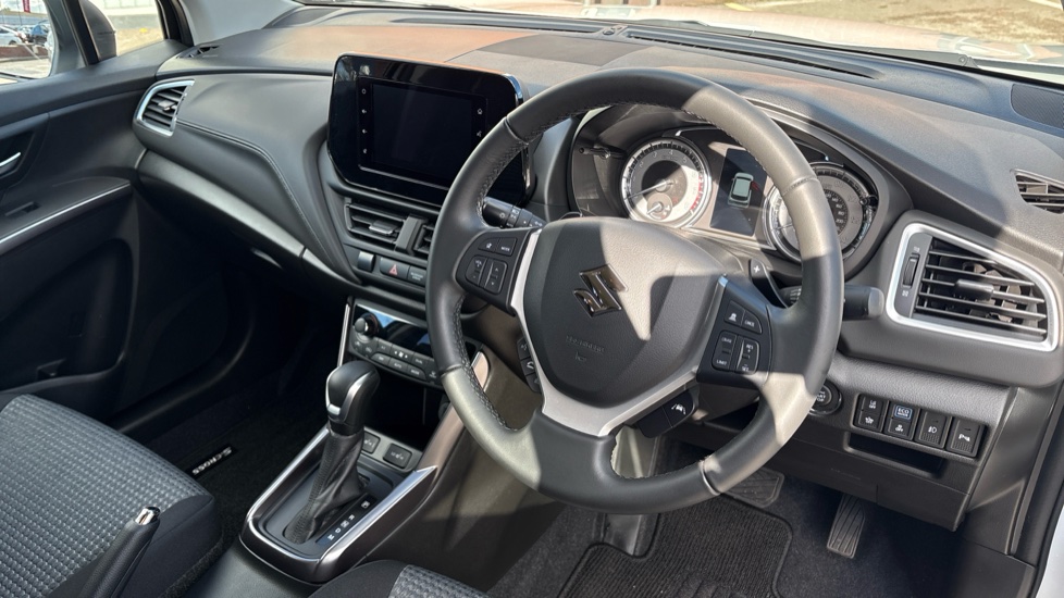 Suzuki S-Cross 1.5 Hybrid Motion 5dr AGS Hybrid Hatchback - Image 11