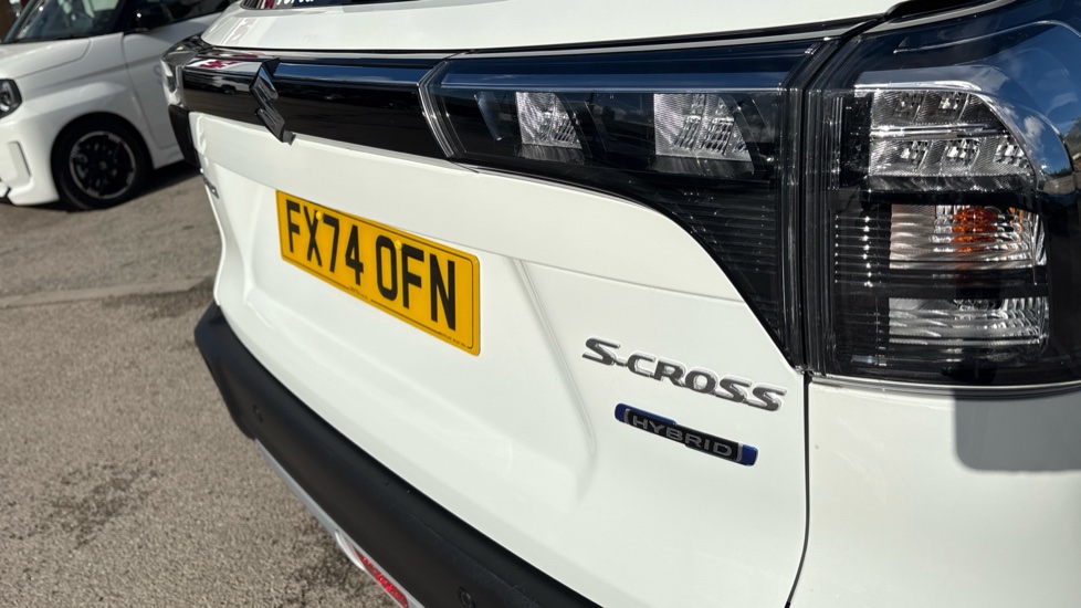 Suzuki S-Cross 1.5 Hybrid Motion 5dr AGS Hybrid Hatchback - Image 40