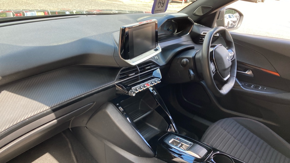 Peugeot 2008 100kW Active Premium+ 50kWh 5dr Auto Electric Estate - Image 9
