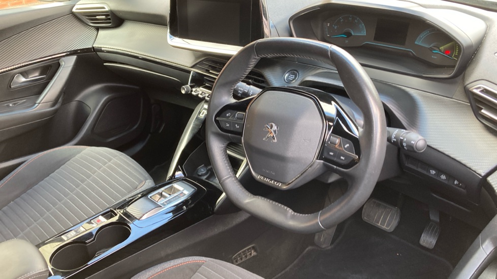 Peugeot 2008 100kW Active Premium+ 50kWh 5dr Auto Electric Estate - Image 11