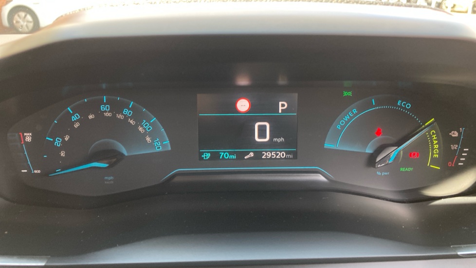 Peugeot 2008 100kW Active Premium+ 50kWh 5dr Auto Electric Estate - Image 18