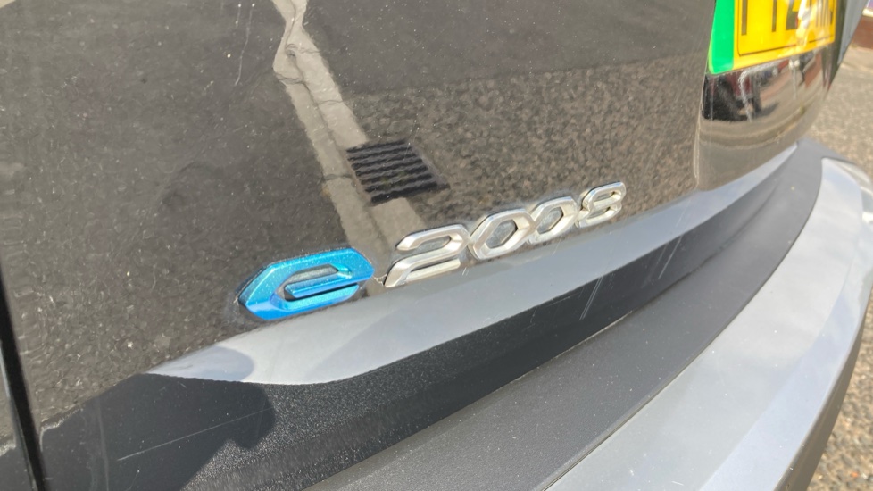 Peugeot 2008 100kW Active Premium+ 50kWh 5dr Auto Electric Estate - Image 21