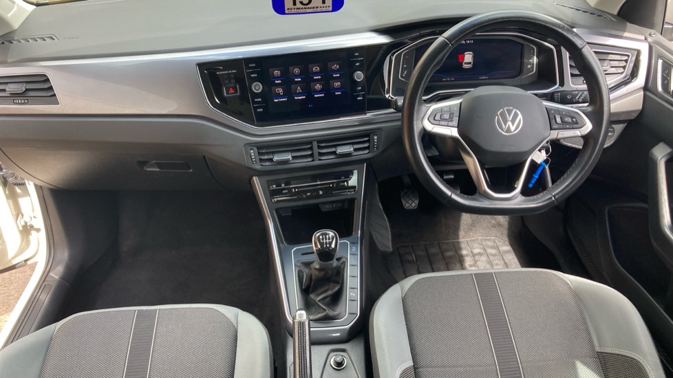 Volkswagen Polo 1.0 TSI Style 5dr Petrol Hatchback - Image 10