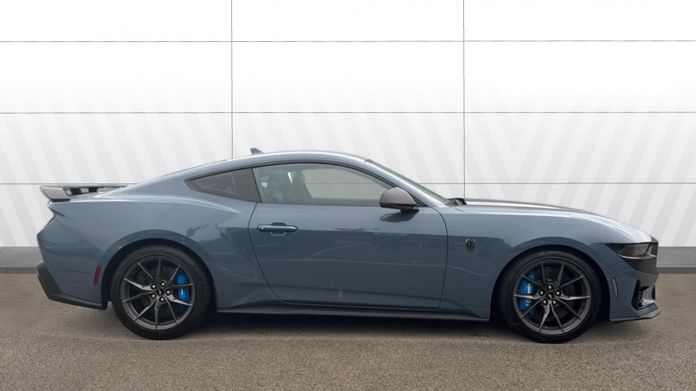 Ford Mustang 5.0 V8 Dark Horse 2dr Auto Petrol Coupe - Image 5