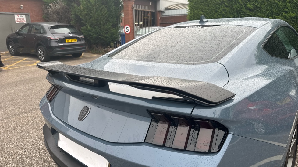 Ford Mustang 5.0 V8 Dark Horse 2dr Auto Petrol Coupe - Image 44