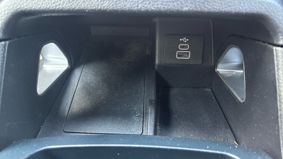 Ford Ranger Diesel Pick Up Double Cab Wildtrak 2.0 EcoBlue 205 Auto - Image 46
