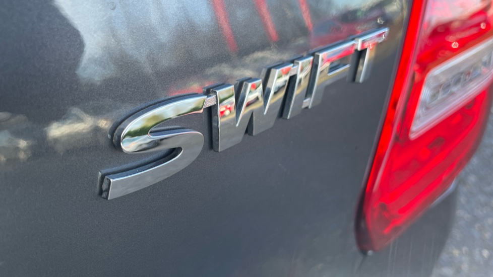 Suzuki Swift 1.2 Dualjet 83 12V Hybrid SZ-L 5dr Petrol Hatchback - Image 22