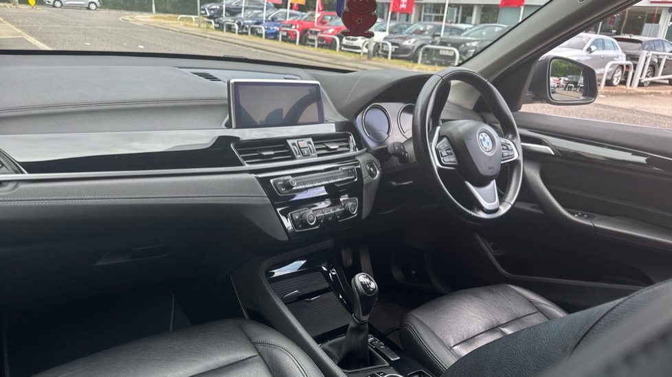 BMW X1 sDrive 18i xLine 5dr Petrol Estate - Image 9