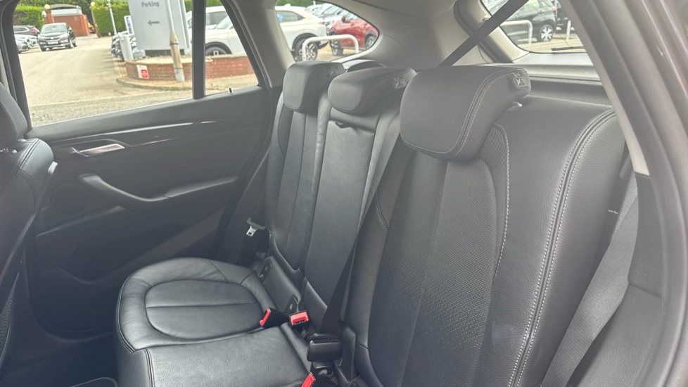 BMW X1 sDrive 18i xLine 5dr Petrol Estate - Image 16