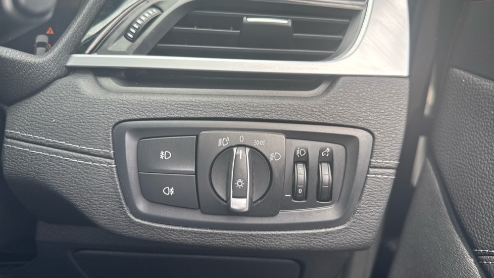 BMW X1 sDrive 18i xLine 5dr Petrol Estate - Image 24