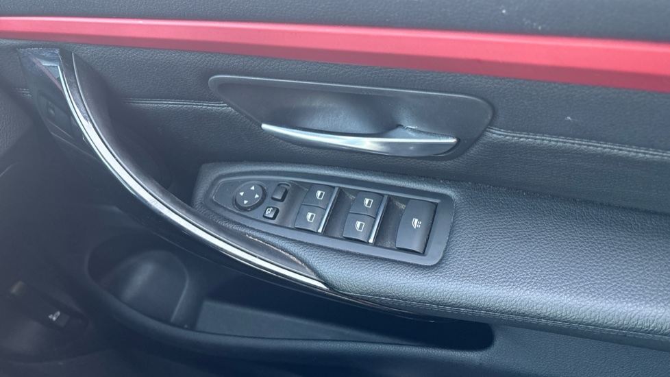BMW 4 Series 420d [190] Sport 2dr Auto [Business Media] Diesel Convertible - Image 35