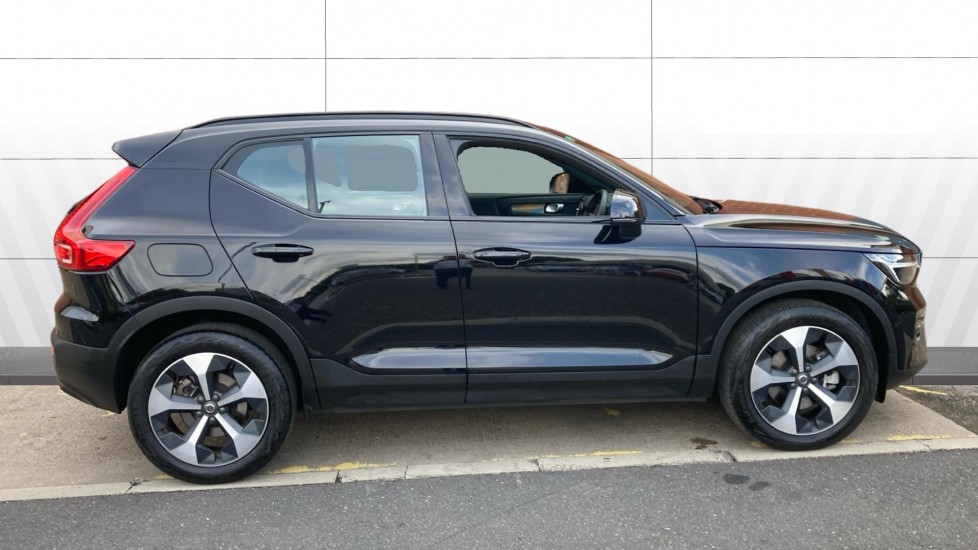 Volvo XC40 2.0 B3P Plus Dark 5dr Auto Petrol Estate - Image 5