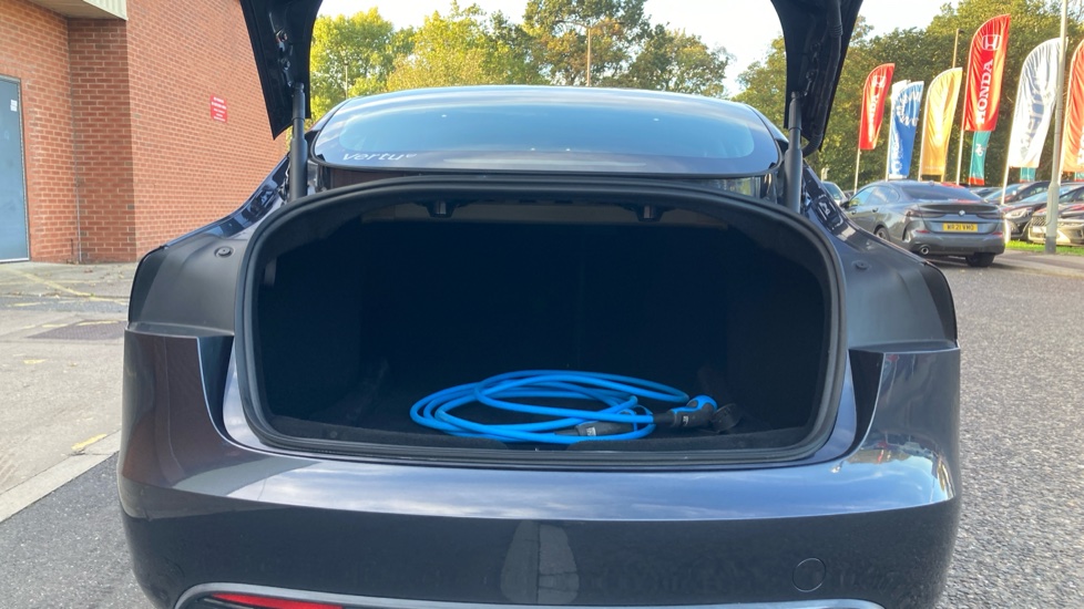 Tesla Model 3 Long Range AWD 4dr Auto Electric Saloon - Image 4