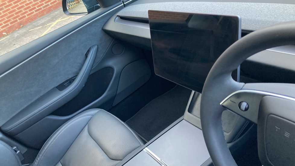 Tesla Model 3 Long Range AWD 4dr Auto Electric Saloon - Image 14