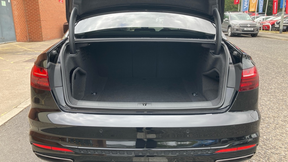 Audi A4 35 TFSI Black Edition 4dr S Tronic Petrol Saloon - Image 4