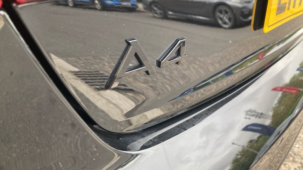 Audi A4 35 TFSI Black Edition 4dr S Tronic Petrol Saloon - Image 21
