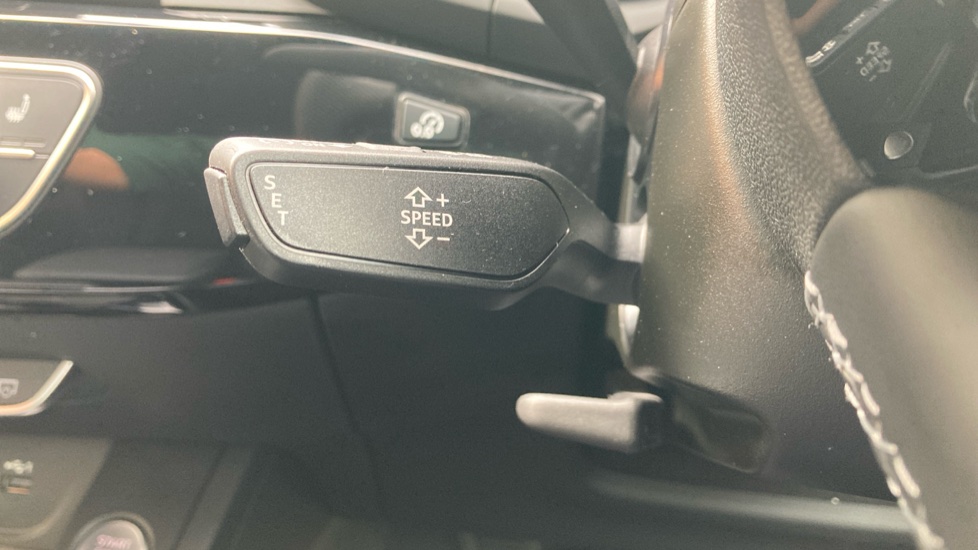 Audi A4 35 TFSI Black Edition 4dr S Tronic Petrol Saloon - Image 39