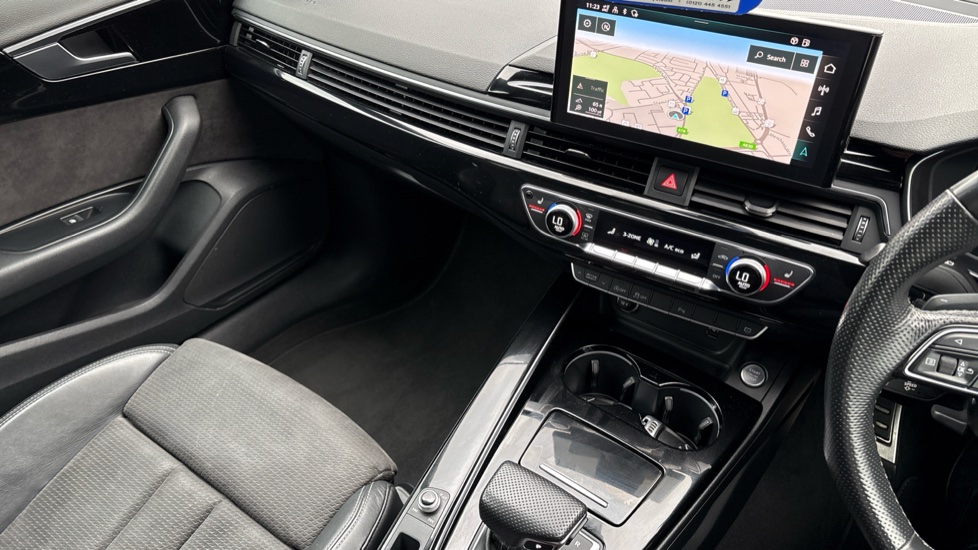 Audi A4 35 TDI Black Edition 4dr S Tronic Diesel Saloon - Image 14