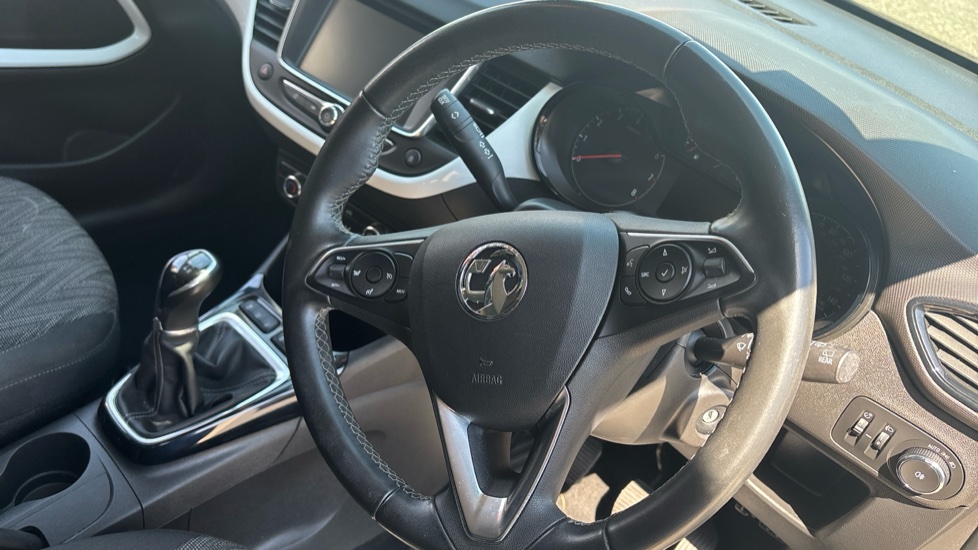 Vauxhall Crossland X 1.2 [83] Griffin 5dr [Start Stop] Petrol Hatchback - Image 21