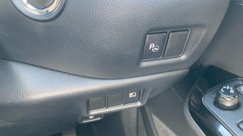 Toyota C-HR 2.0 Hybrid GR Sport 5dr CVT Hybrid Hatchback - Image 25