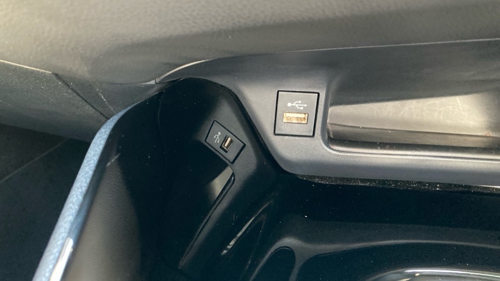 Toyota C-HR 2.0 Hybrid GR Sport 5dr CVT Hybrid Hatchback - Image 31