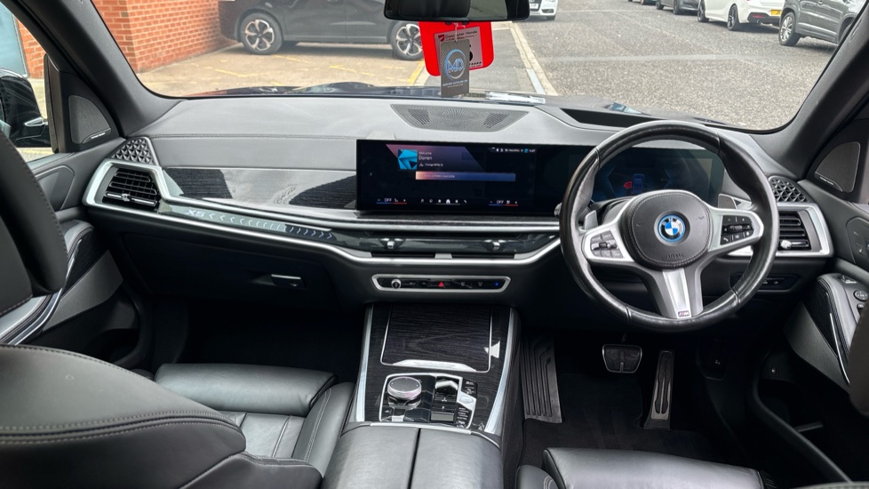 BMW X5 xDrive50e M Sport 5dr Auto Estate - Image 10