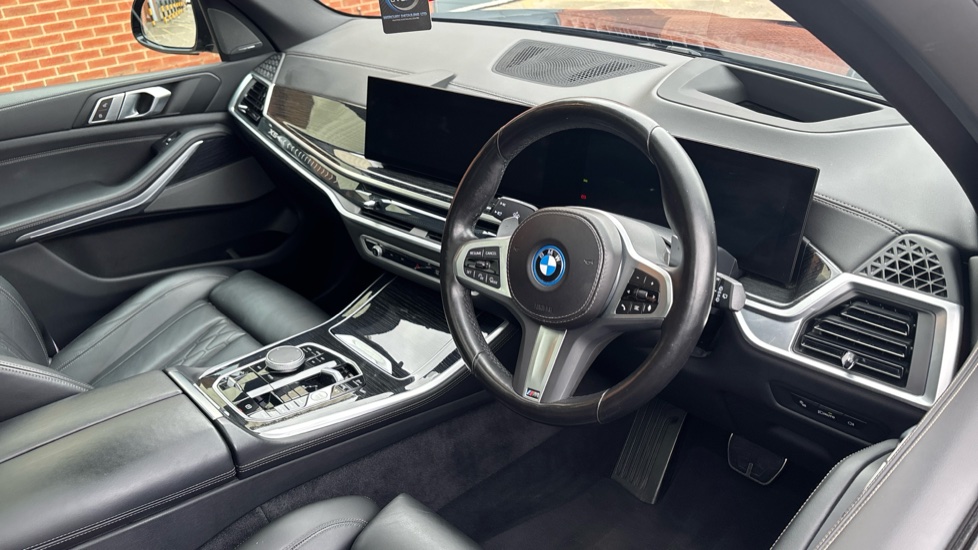 BMW X5 xDrive50e M Sport 5dr Auto Estate - Image 11